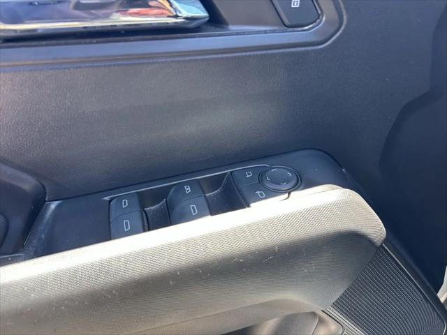 2024 Chevrolet Colorado 2WD LT