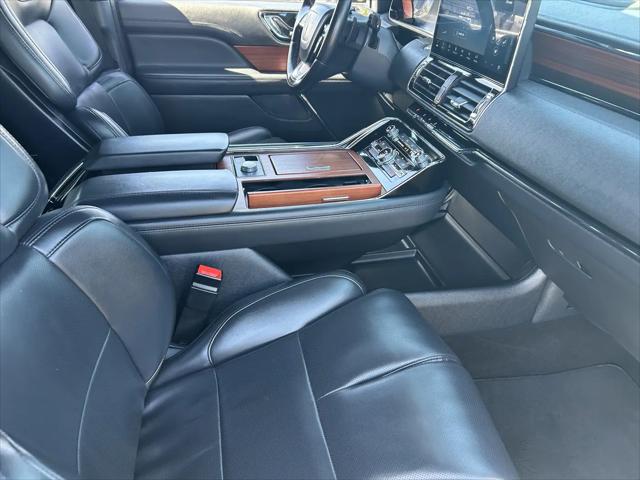 2024 Lincoln Navigator Premiere L