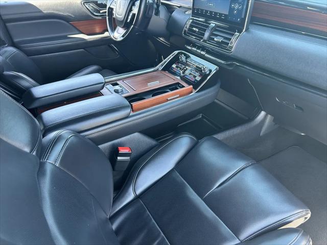 2024 Lincoln Navigator Premiere L