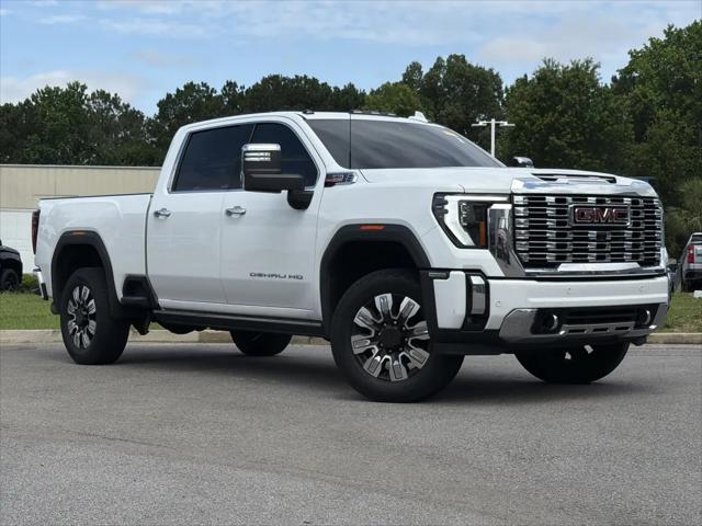 2025 GMC Sierra 2500HD 4WD Crew Cab Standard Bed Denali