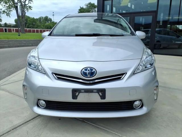2012 Toyota Prius v Five