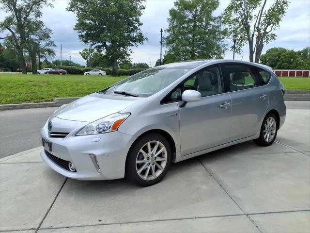 2012 Toyota Prius v Five