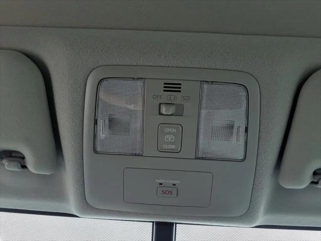 2012 Toyota Prius v Five