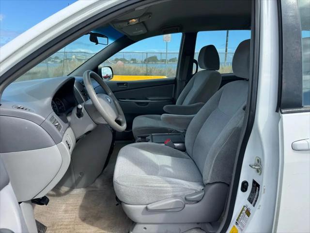 2010 Toyota Sienna CE
