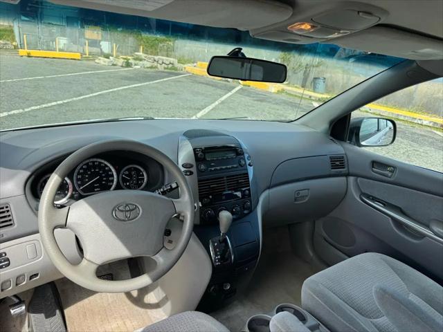 2010 Toyota Sienna CE