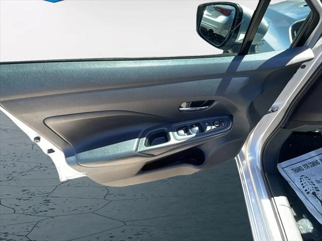 2020 Nissan Versa SV Xtronic CVT