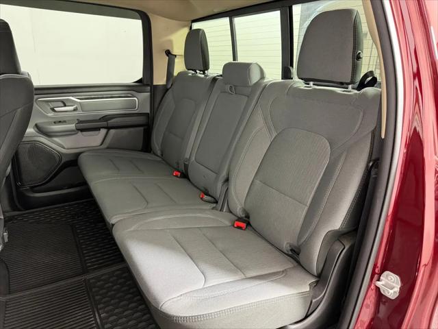 2020 Ram 1500 Big Horn Crew Cab 4x4 6'4" Box