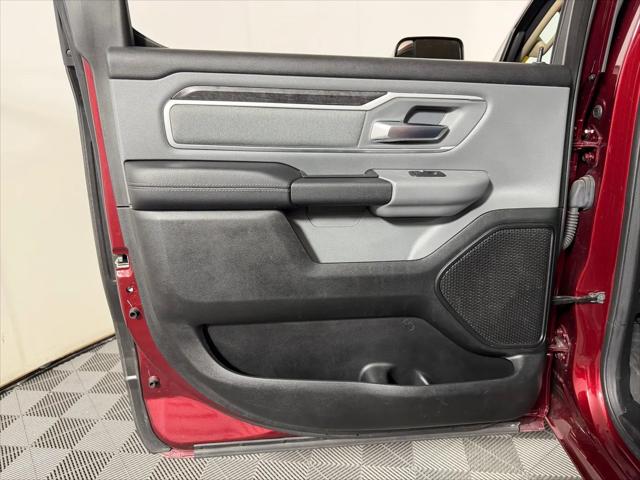 2020 Ram 1500 Big Horn Crew Cab 4x4 6'4" Box