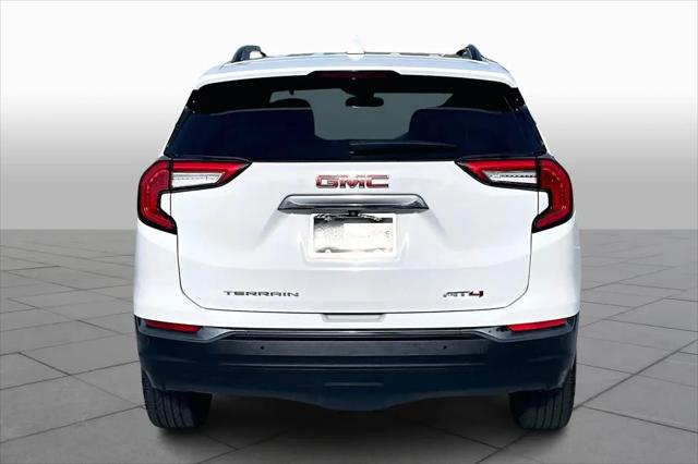 2024 GMC Terrain AWD AT4