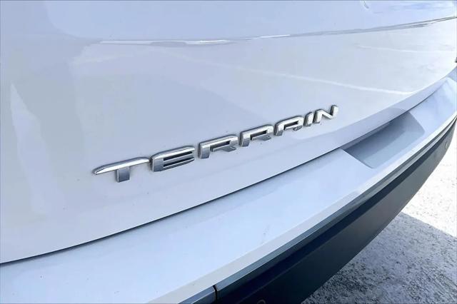 2024 GMC Terrain AWD AT4