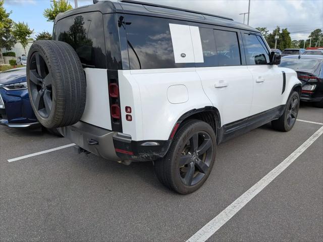 2024 Land Rover Defender 110 P400 X-Dynamic SE