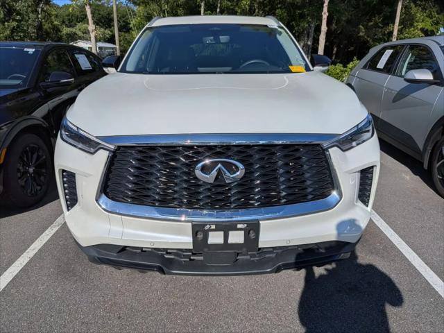 2023 INFINITI QX60 LUXE AWD