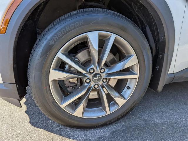 2023 INFINITI QX60 LUXE AWD