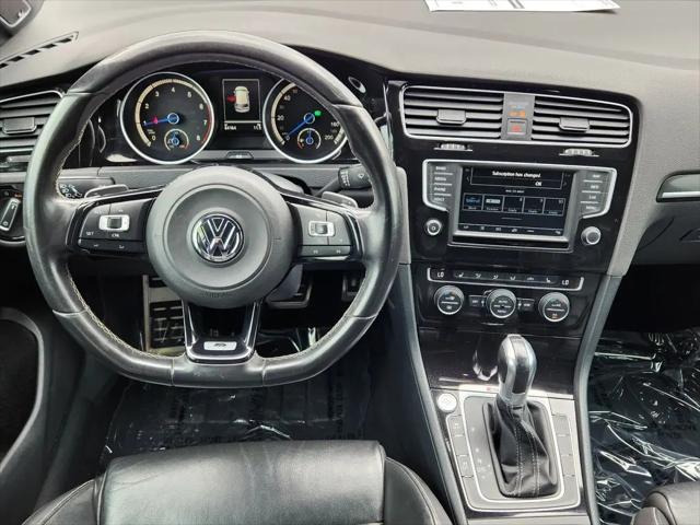 2016 Volkswagen Golf R 4-Door