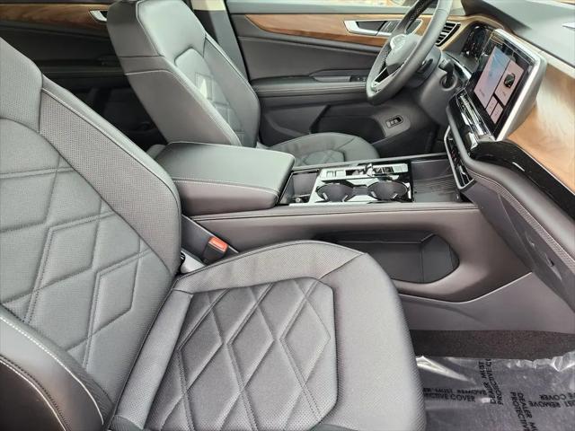 2026 Volkswagen Atlas SE with Technology