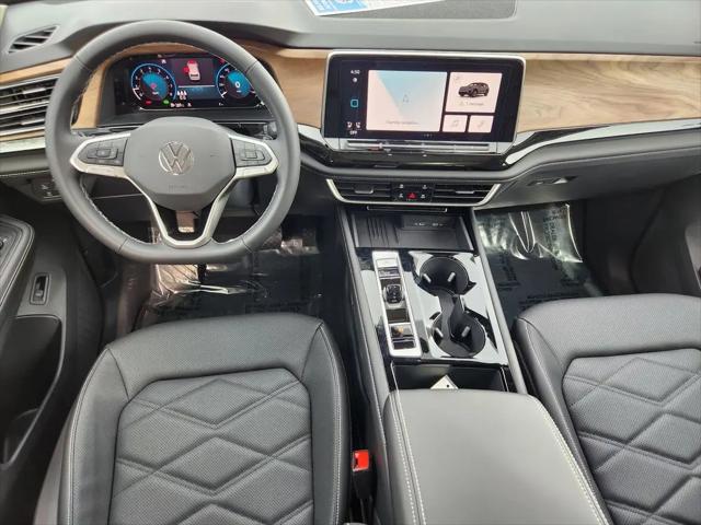 2026 Volkswagen Atlas SE with Technology