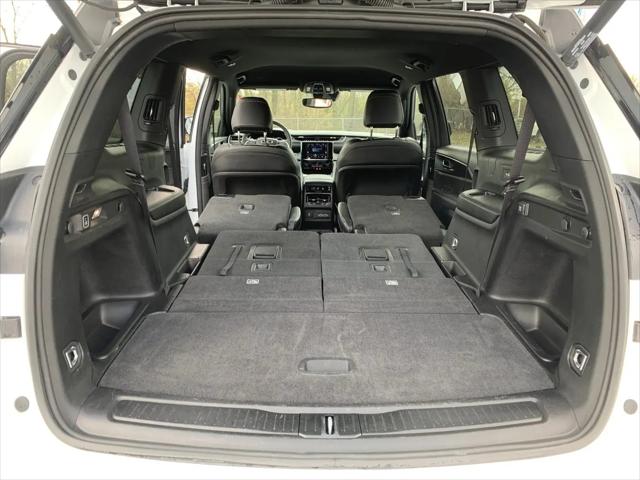 2023 Jeep Grand Cherokee L Altitude 4x4