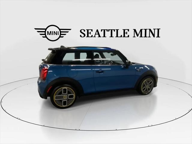 2024 MINI SE Hardtop Cooper