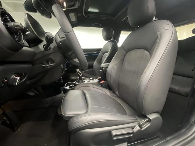 2024 MINI SE Hardtop Cooper