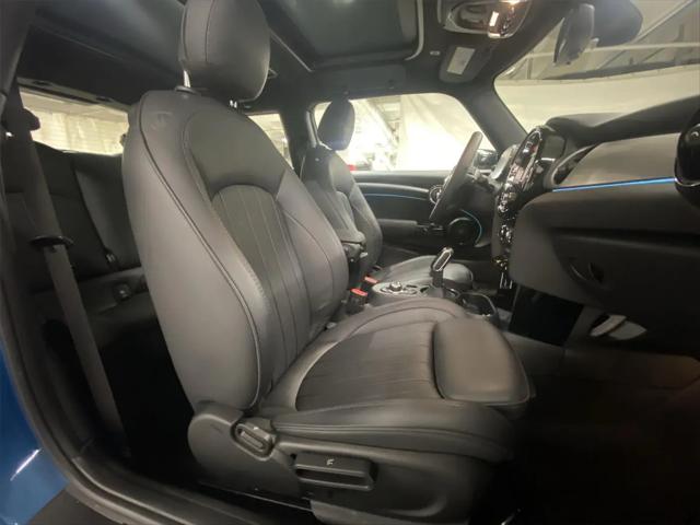 2024 MINI SE Hardtop Cooper