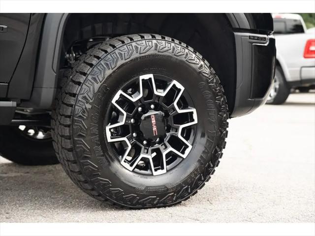 2026 GMC Sierra 2500HD Crew Cab, Standard Bed, AT4X, 4WD
