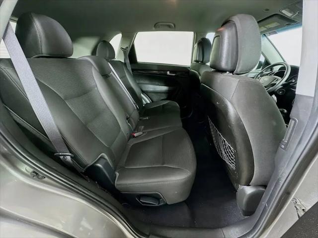 2014 Kia Sorento LX