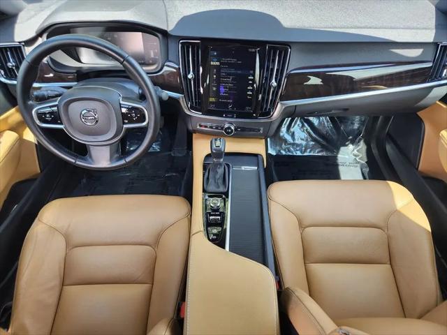 2017 Volvo S90 T5 Momentum