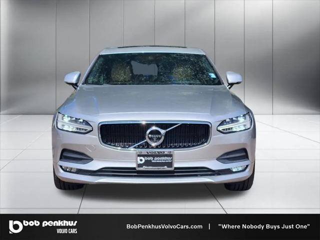 2017 Volvo S90 T5 Momentum