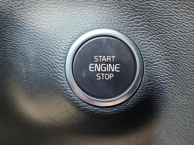 2024 Volvo XC40 Core