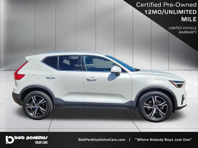2024 Volvo XC40 Core