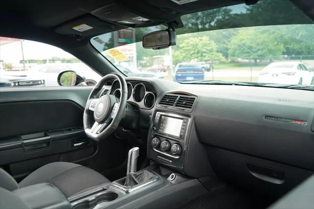 2014 Dodge Challenger SRT8 Core