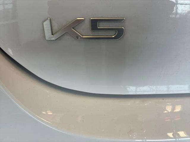 2023 Kia K5 EX