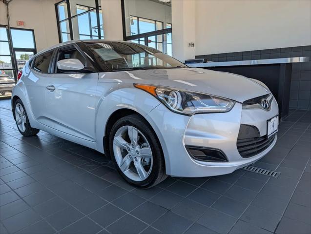 2012 Hyundai Veloster Base w/Gray for sale in Crystal Lake, IL