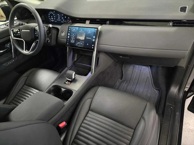 2025 Land Rover Discovery Sport S