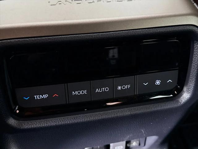 2025 Toyota Land Cruiser Base