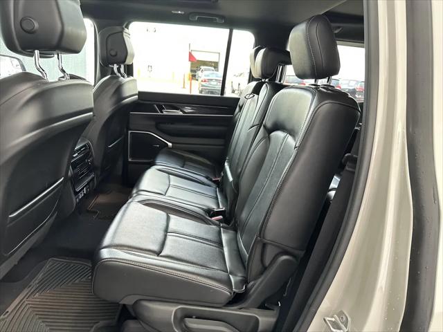 2022 Jeep Wagoneer Series I 4x2