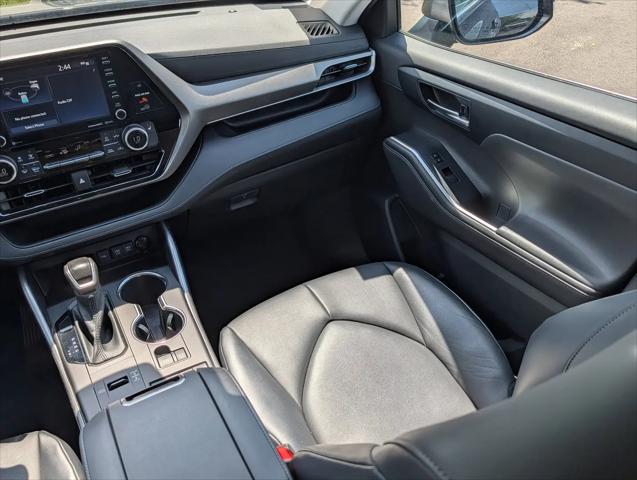 2020 Toyota Highlander Hybrid XLE