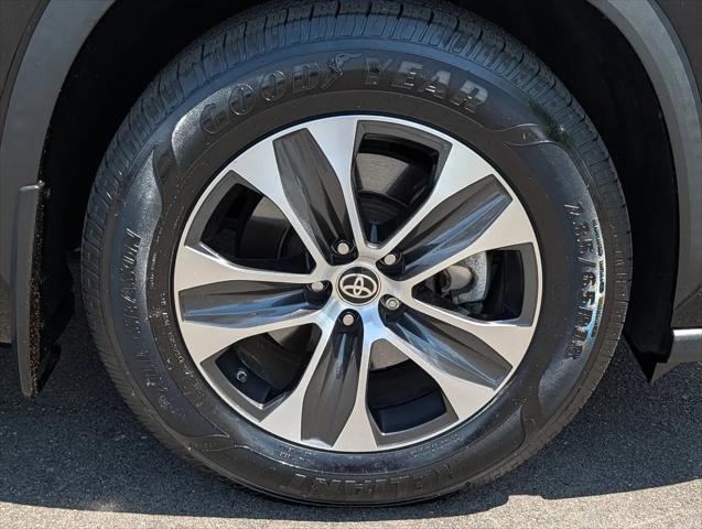2020 Toyota Highlander Hybrid XLE