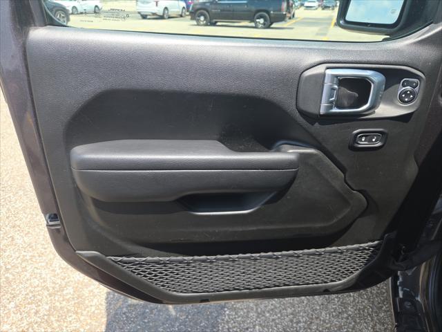 2025 Jeep Wrangler 4-Door Summit 4x4