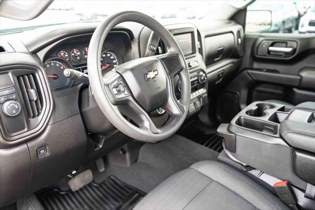 2025 Chevrolet Silverado 1500 2WD Crew Cab Short Bed Custom