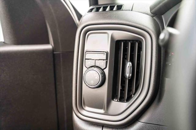 2025 Chevrolet Silverado 1500 2WD Crew Cab Short Bed Custom