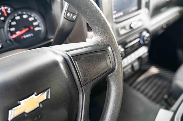 2025 Chevrolet Silverado 1500 2WD Crew Cab Short Bed Custom