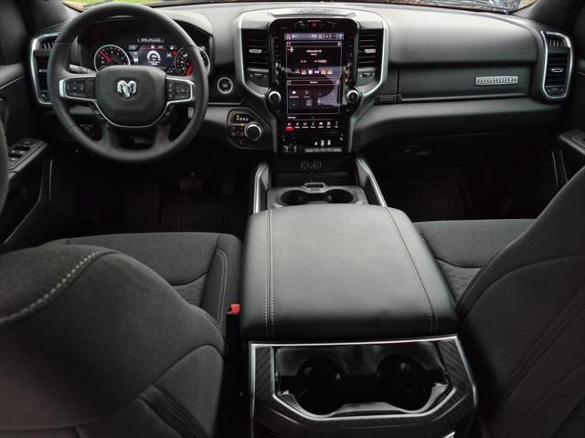 2025 Ram 1500 Big Horn Crew Cab 4x4 5'7" Box