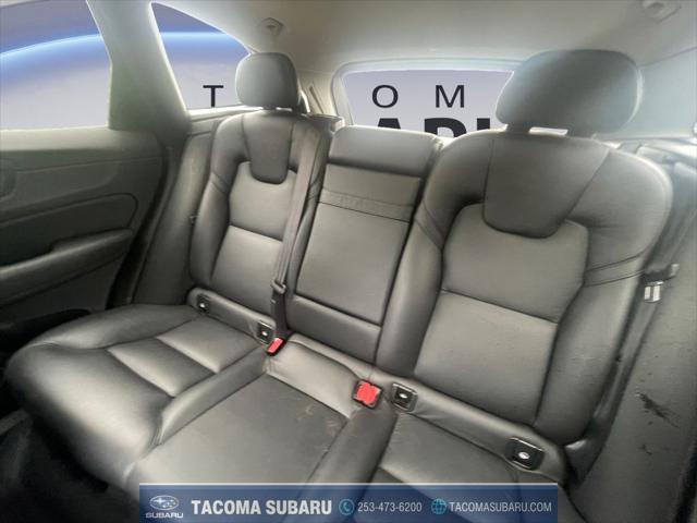 2019 Volvo XC60 T5 Momentum