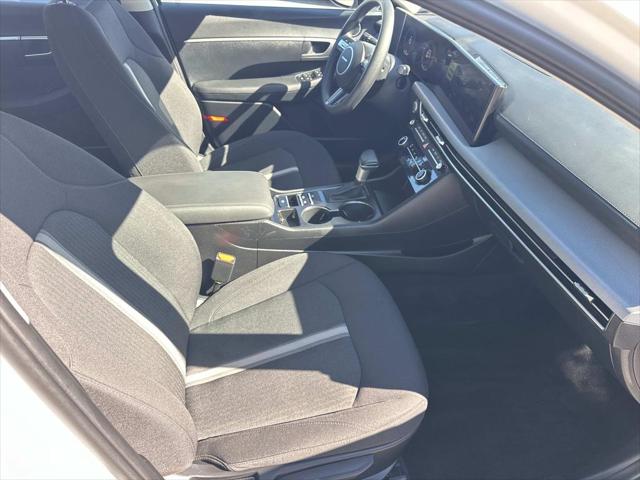 2025 Hyundai Sonata SE