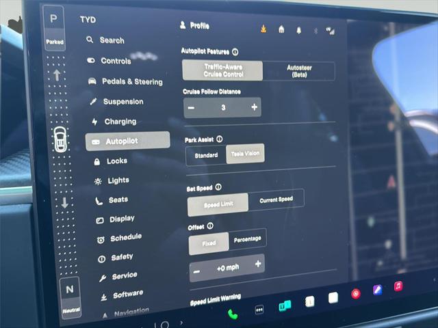 2023 Tesla Model X Plaid Tri Motor All-Wheel Drive