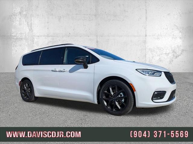 2025 Chrysler Pacifica Limited for sale in Jacksonville, FL