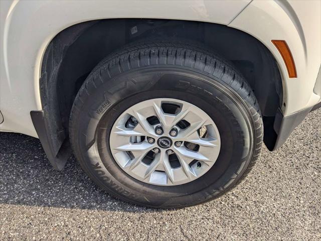 2024 Nissan Frontier Crew Cab SV 4x2