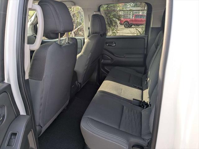 2024 Nissan Frontier Crew Cab SV 4x2