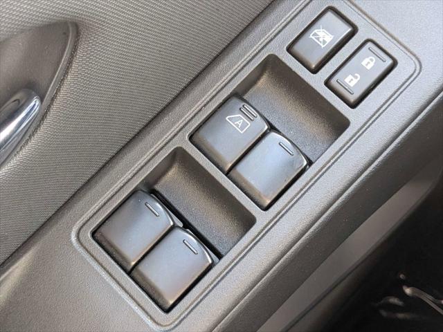2024 Nissan Frontier Crew Cab SV 4x2